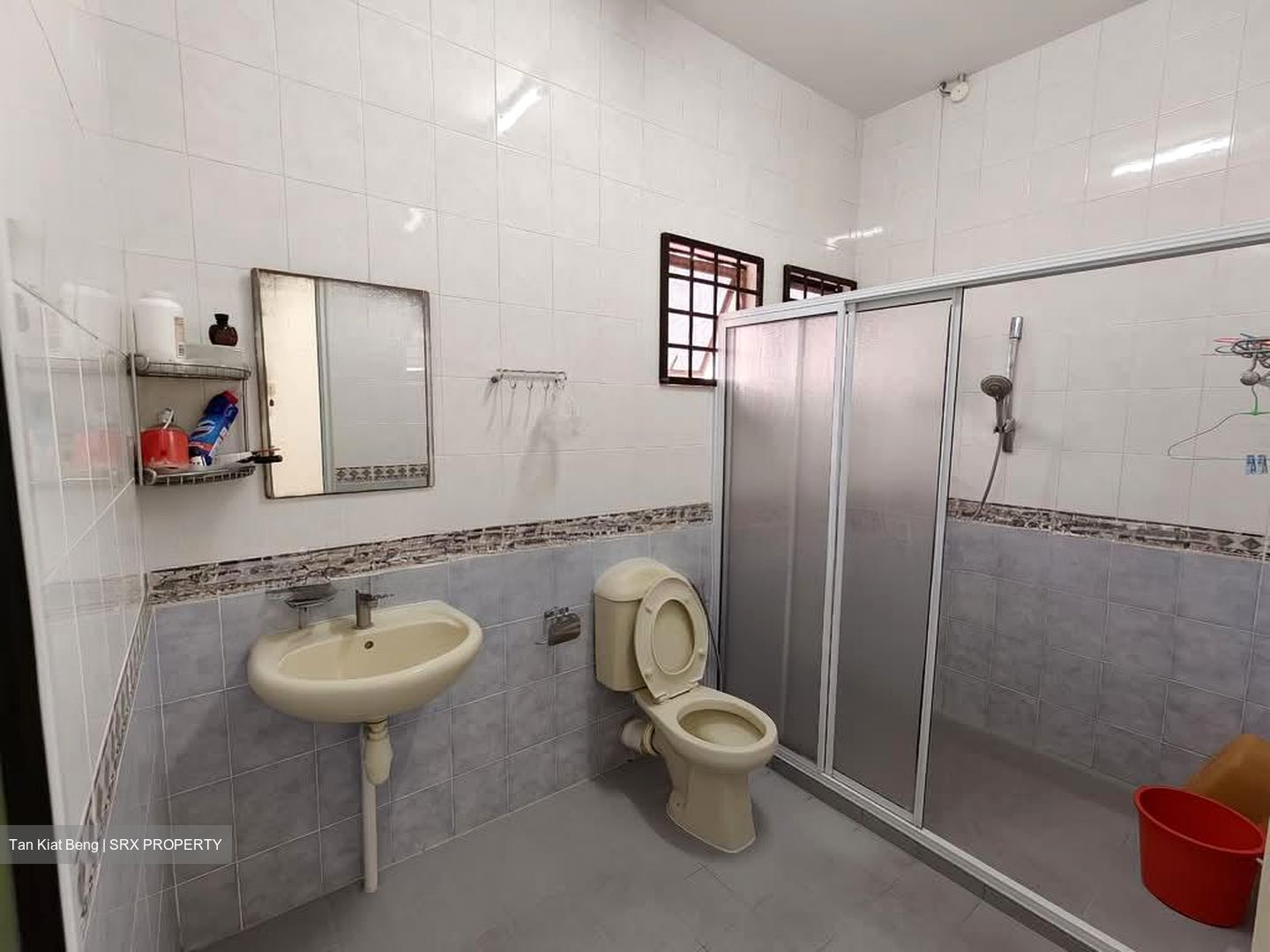 Thomson Garden Estate (D20), Semi-Detached #560336961